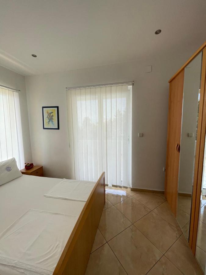Rozela Appartamento Ulcinj